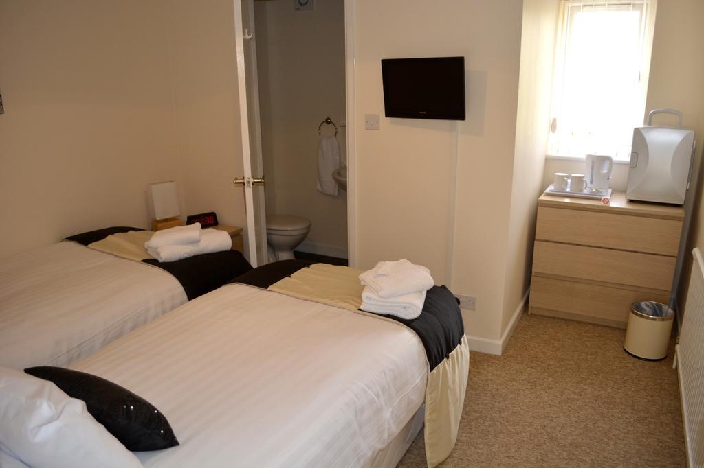 Winston Guesthouse Bicester Exteriör bild
